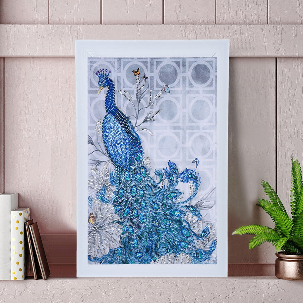 5D Diamond Painting Sparkling Blue Peacock - Partial Drill